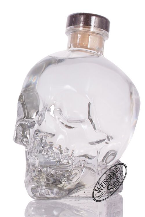 Crystal Head Vodka 40% vol. 0,70l Crystal Head Vodka 40% vol. 0,70l