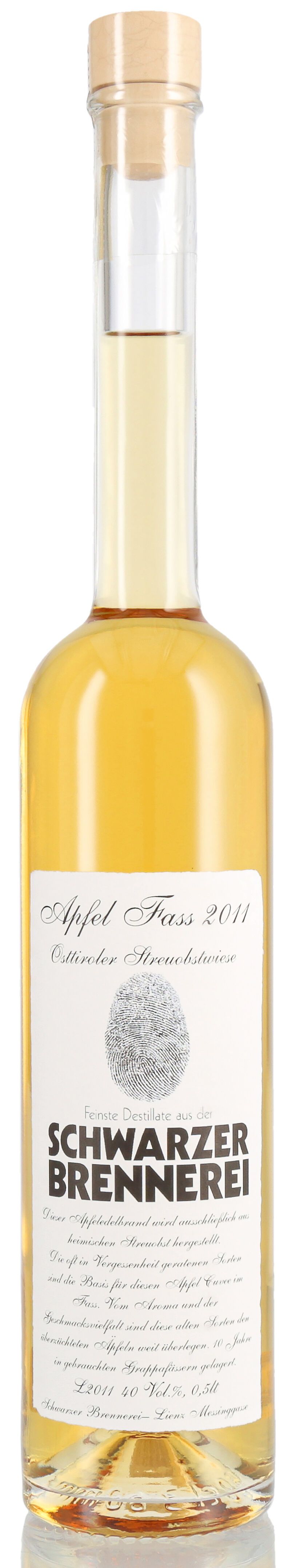Schwarzer Alter Apfel vom Fass Jahrgang 2011 40% vol. 0,50l Schwarzer Alter Apfel vom Fass Jahrgang 2011 40% vol. 0,50l